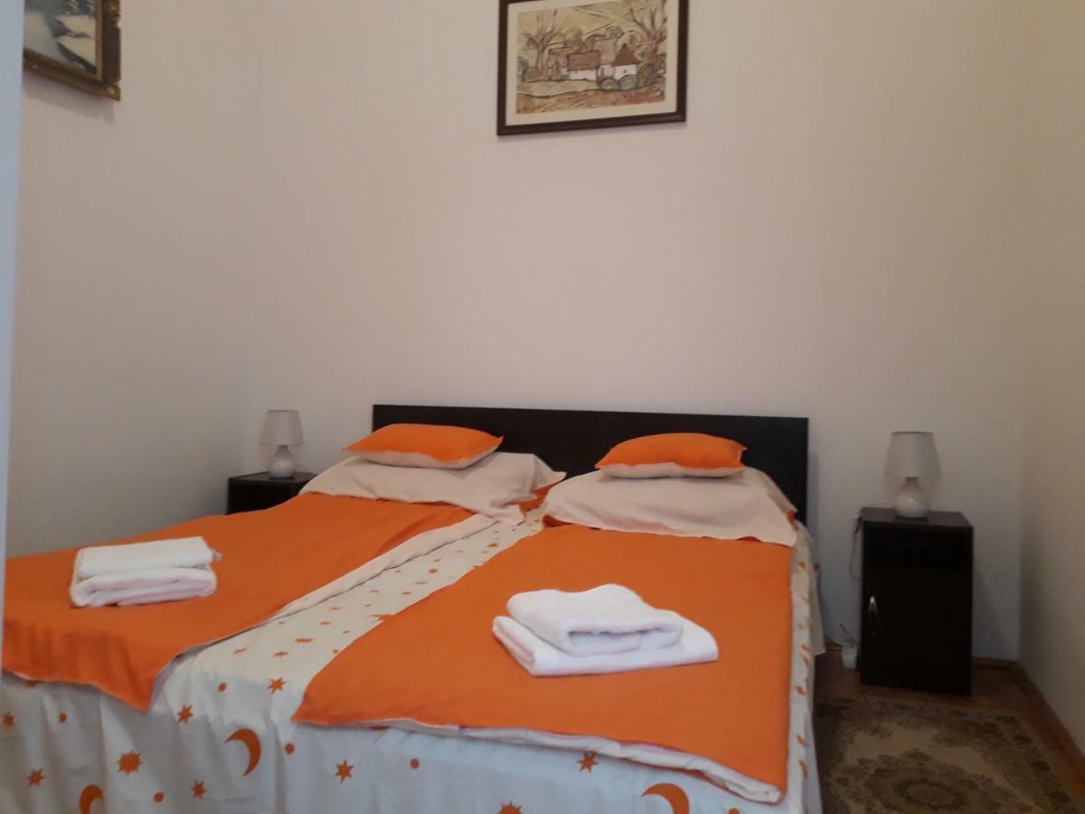 Piac Utcai Apartman 2 デブレツェン エクステリア 写真